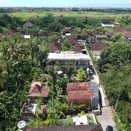 Ryanbagus Guest House Canggu Esterno foto